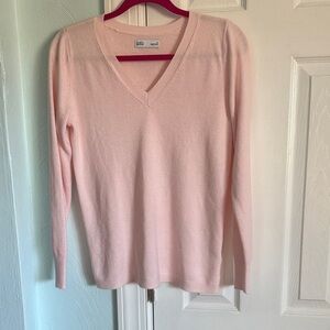 Croft & Barrow Light Pink V-Neck Sweater